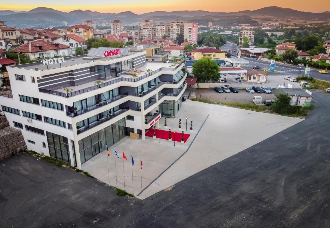 Hotel Caesar 2 Kŭrdzhali Exterior foto