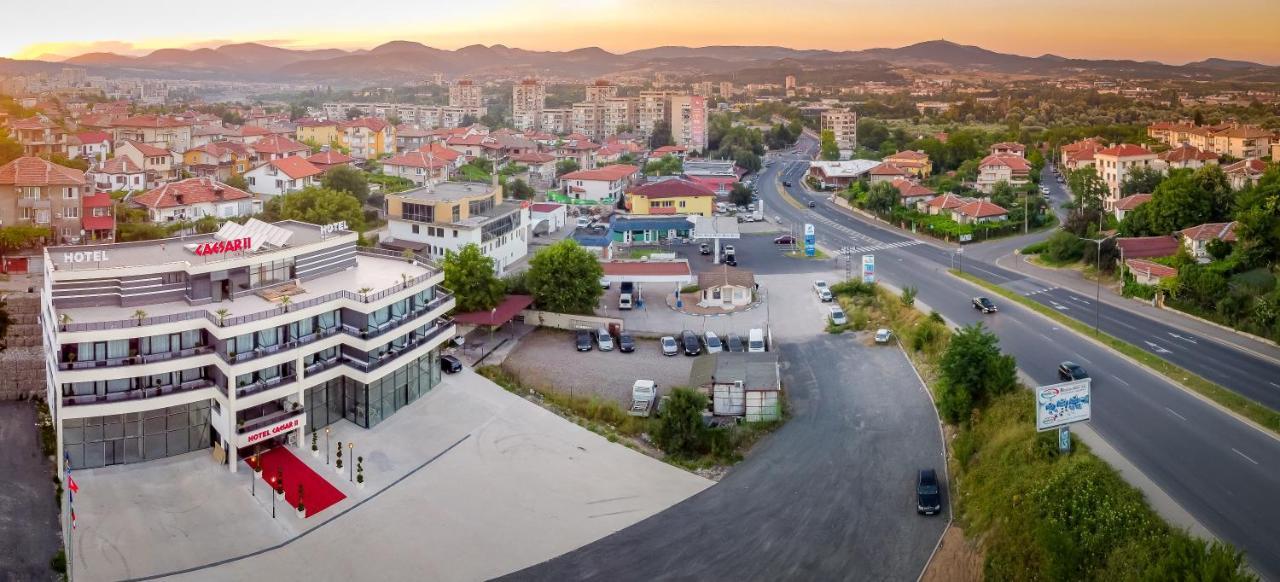 Hotel Caesar 2 Kŭrdzhali Exterior foto